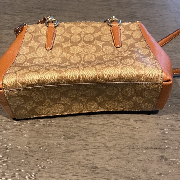 NWT Coach Small Christie Carryall F36619 - Picture 3 of 5